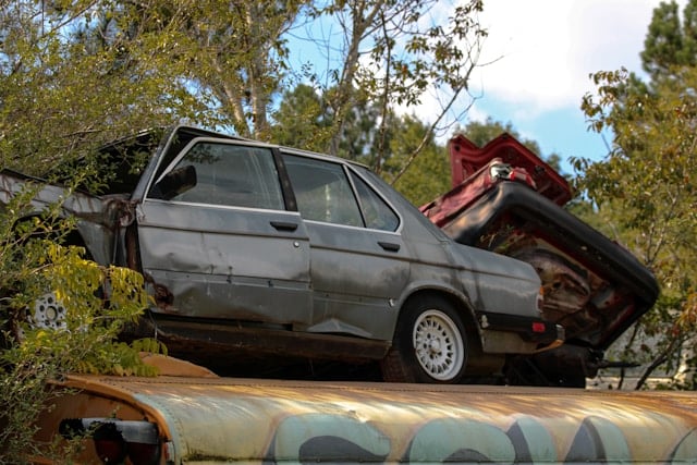 קונה רכבים לפירוק בתל אביב